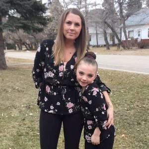 Meet your Posher, Lacey